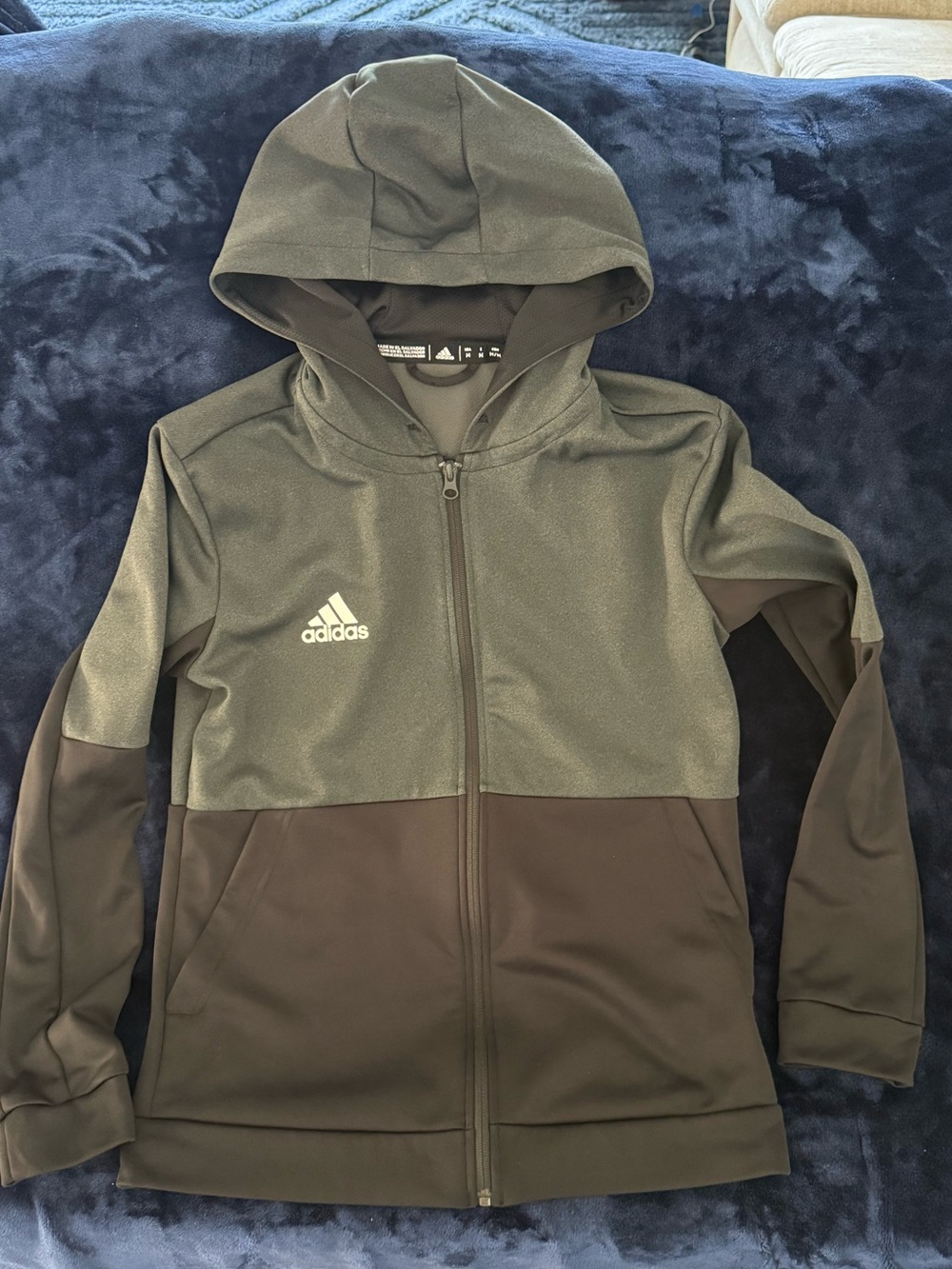 Adidas women’s Size M Black Hooded Zip Up